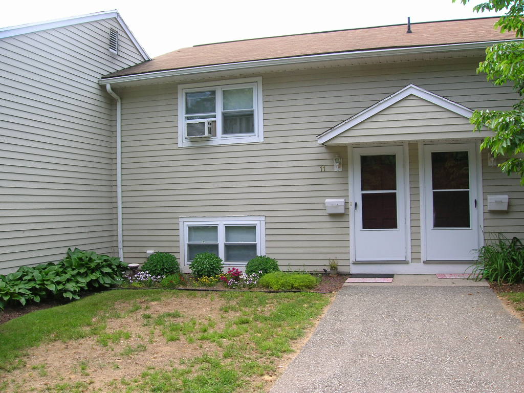 38-11 Sunny Valley Road