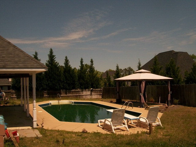 565 LEE RD 2099