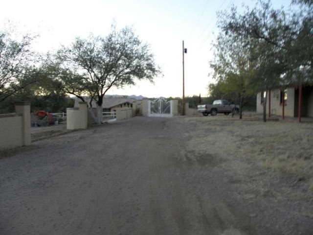 1097 Tia Ct
