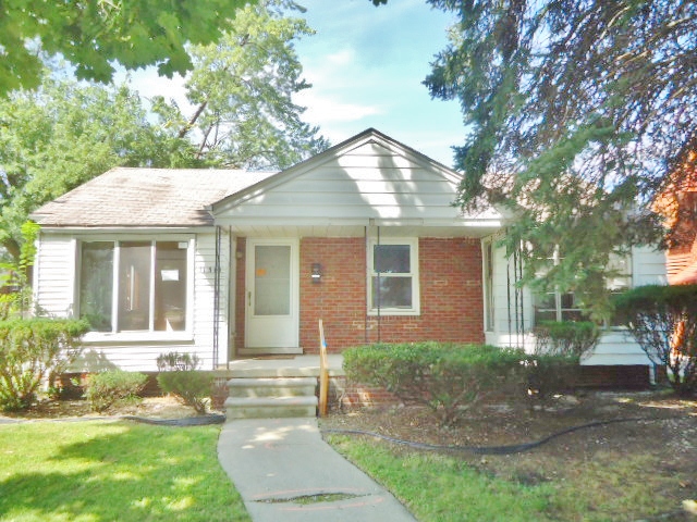 11301 Riverdale