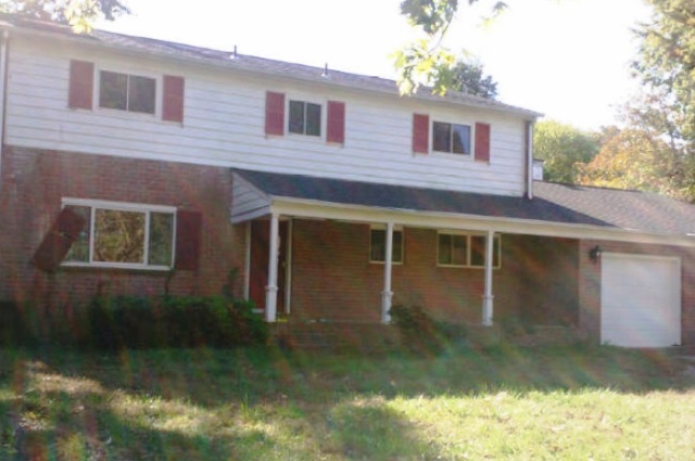 110 Willow Dr