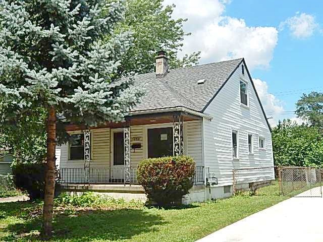 572 Detroit Ave