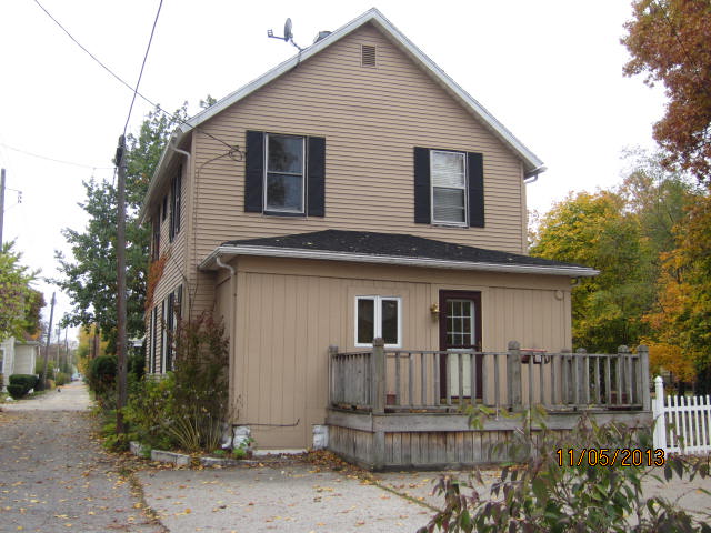 212 Myrtle Street