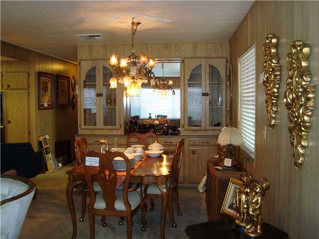 1010 E Bobier 198