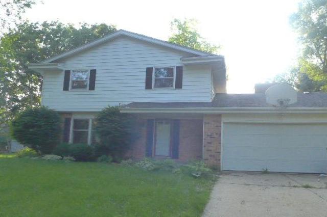 1516 Woodridge Rd