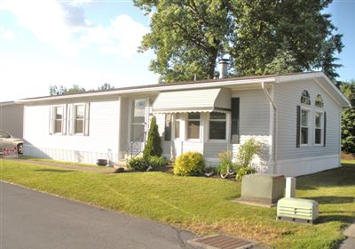 66 Parkside Circle
