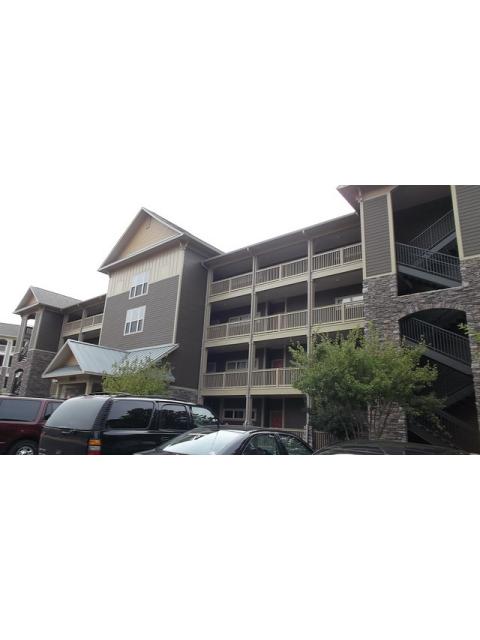 475 River Forest Lane