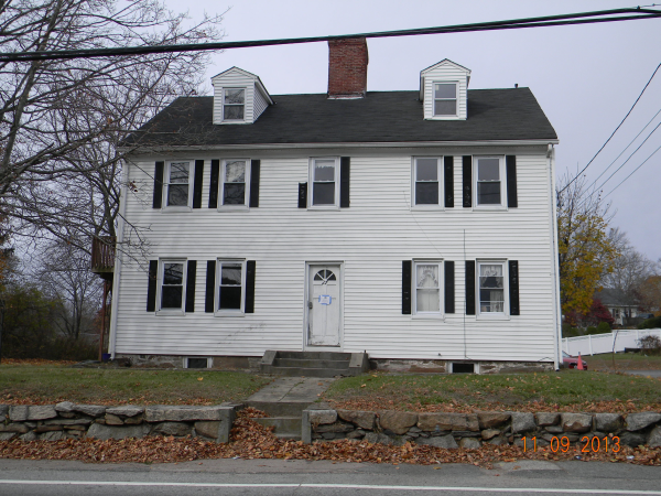 27 Main St