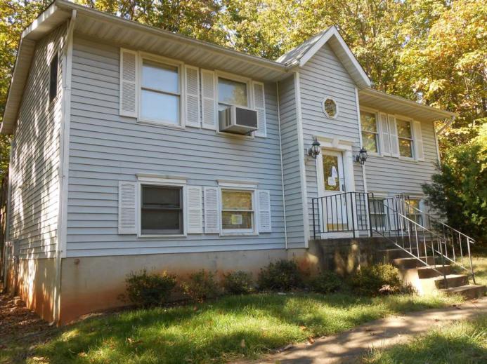 12400 Henkins Lane