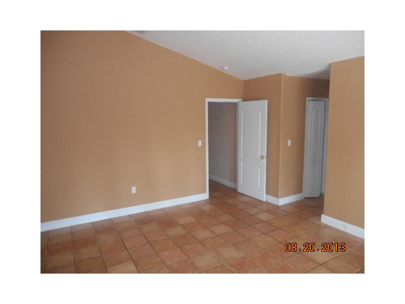 1308 SW 143 PL