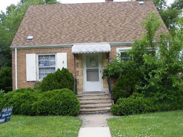 438 Warren Street