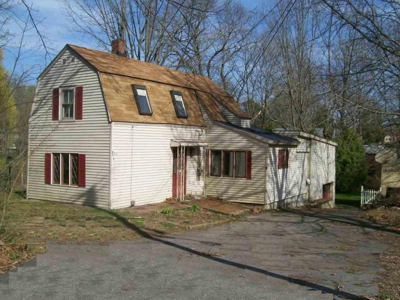 32 Philbrick Rd
