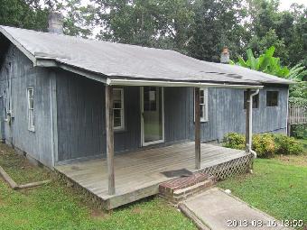 1 Leroy Ave