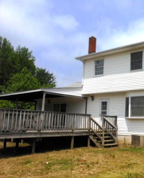 638 Howell School Rd