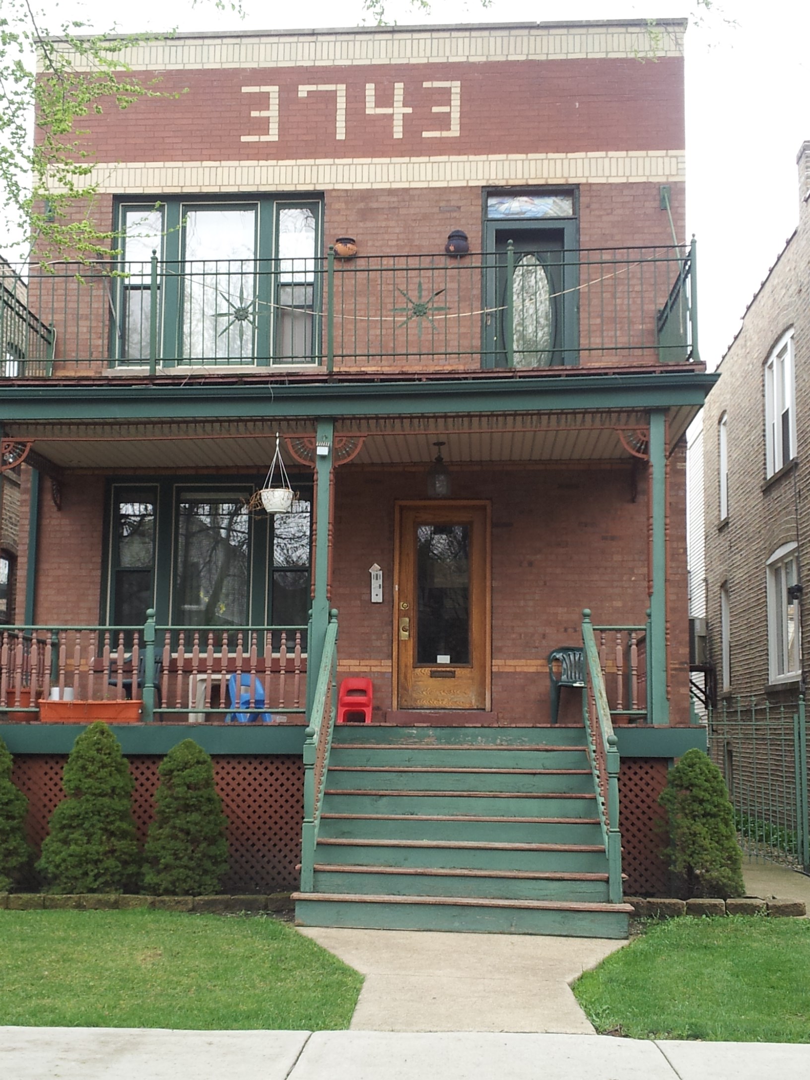 3743 Saint Louis Avenue