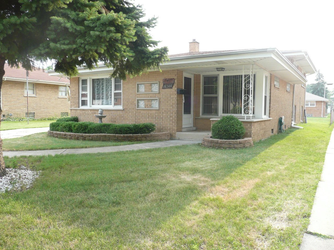 16544 Drexel Avenue