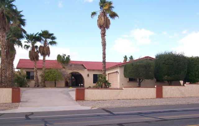 311 Acoma Blvd S