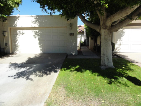 1012 E DRIFTWOOD Drive