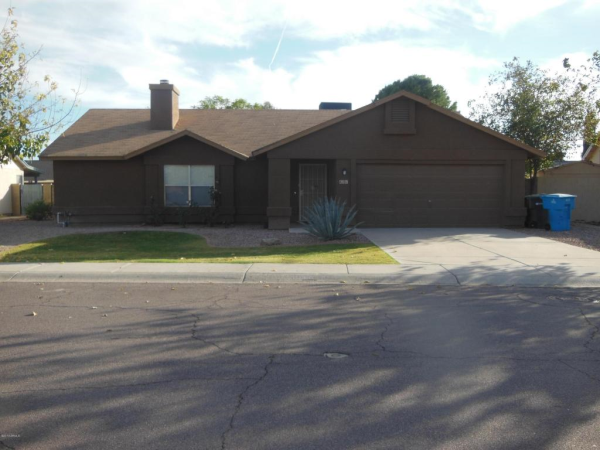 4101 E TOPEKA Drive