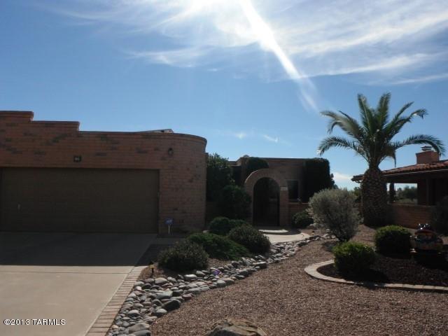 861 W Golf Course