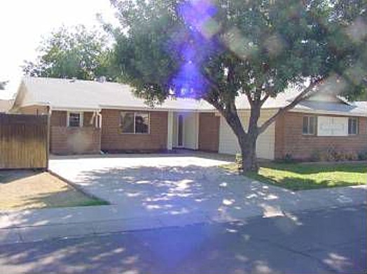 8607 E San Miguel Ave