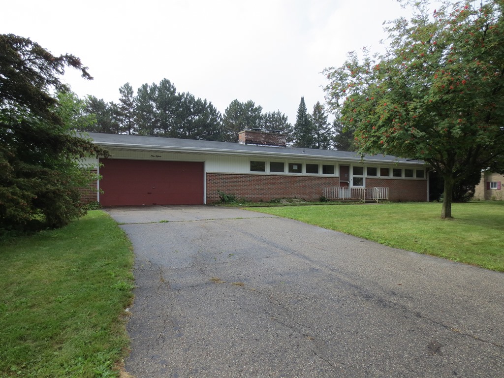 915 Southmoor Rd
