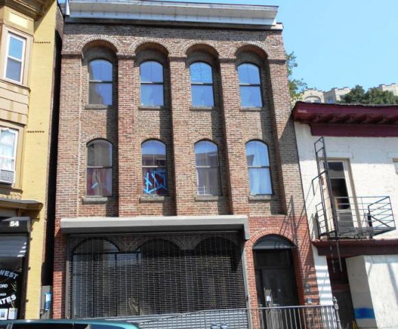 52 North Broadway