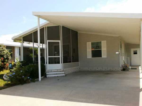 7008 HARBOR VIEW DRIVE