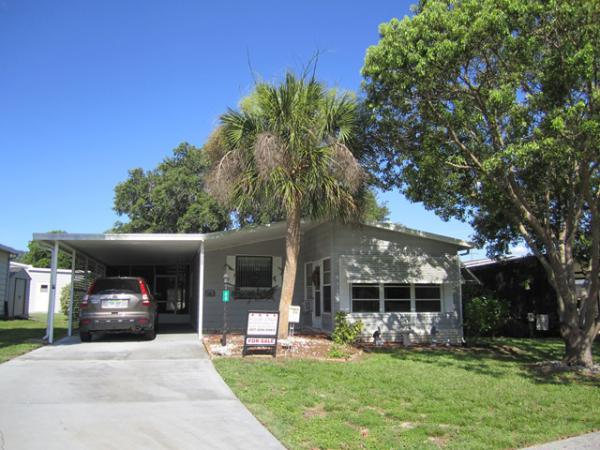 6839 Grove Drive