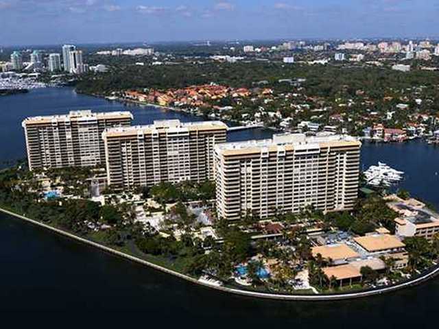 2 GROVE ISLE DR # B606