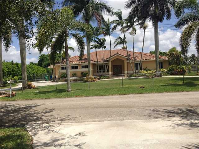 19475 SW 204 ST