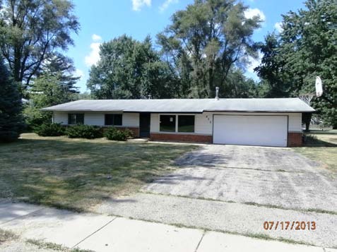 856 Bryn Mawr Ave