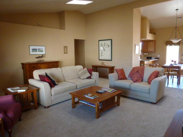 3686 Pinnacle Court