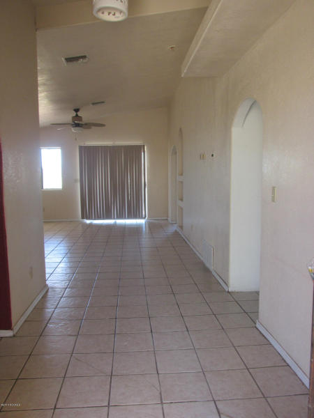 63 Noel Ct