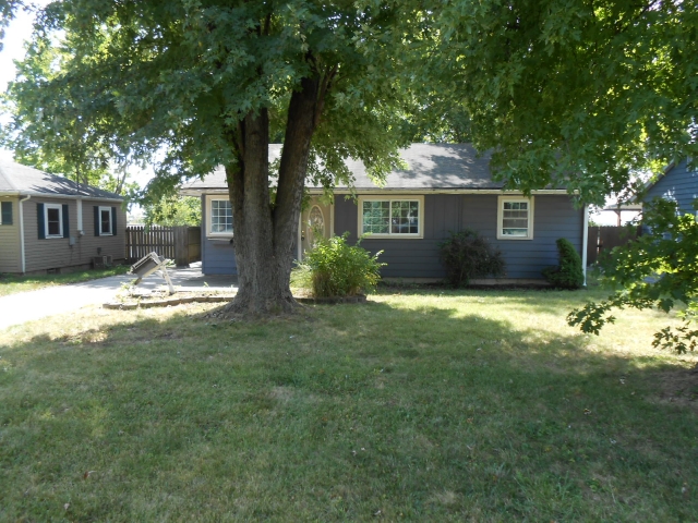 4204 Helton Dr