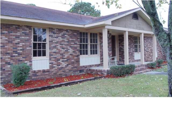 1211 DOWNER DR