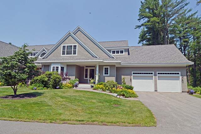 100 Sandpiper Ln