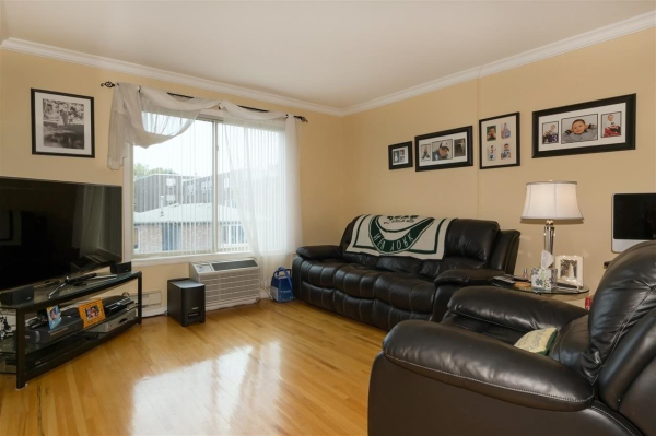 3G 1911 GRAND AVE