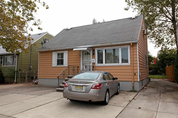 368 AVENUE E