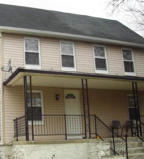 2104 Pine Ave
