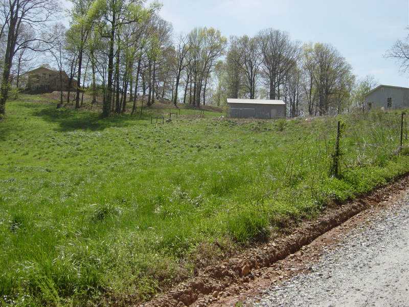 2 Bill Anderson Road
