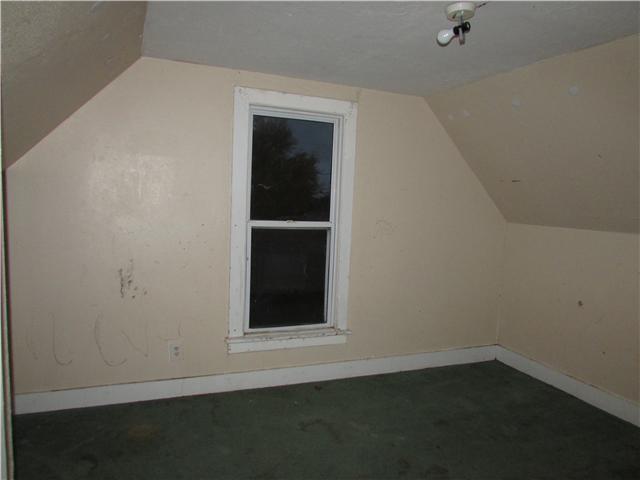 609 W Peoria St