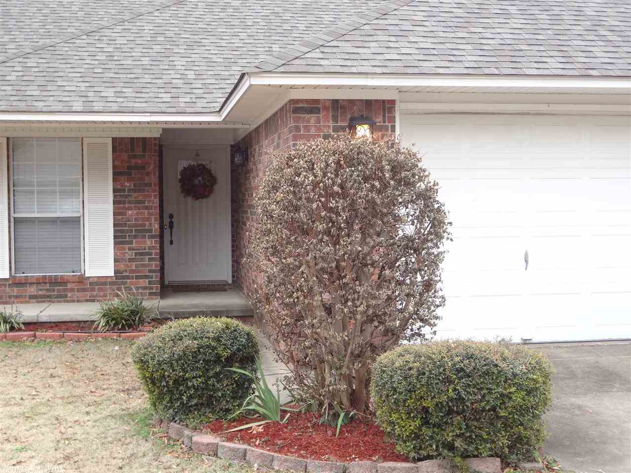 28 Robin Ln