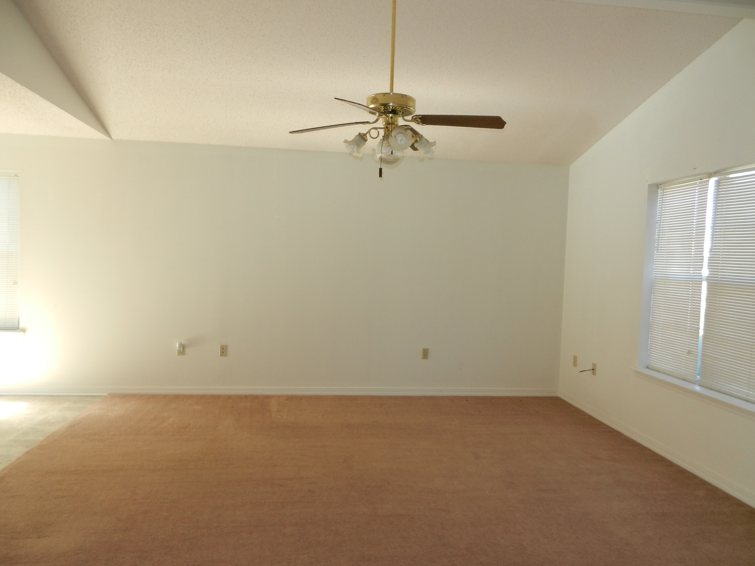 47 Fieldcrest Circle