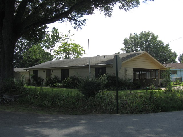 206 N 5th