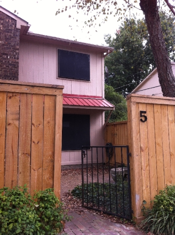 303 North Rhodes Street #5