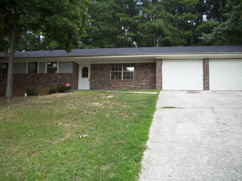 2161 Seven Oaks Circle