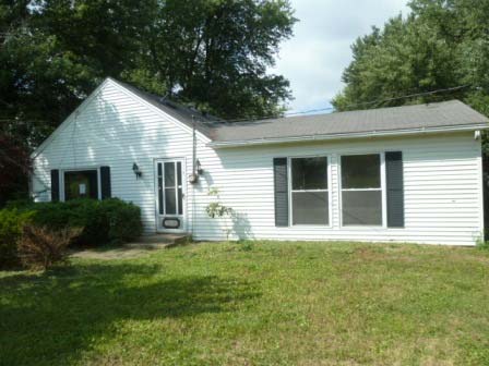 975 N Bender Rd