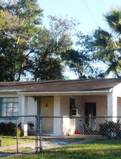 5220 Helm Avenue