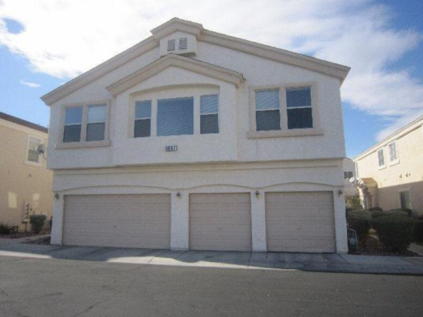 6067 Dry Bed St 101